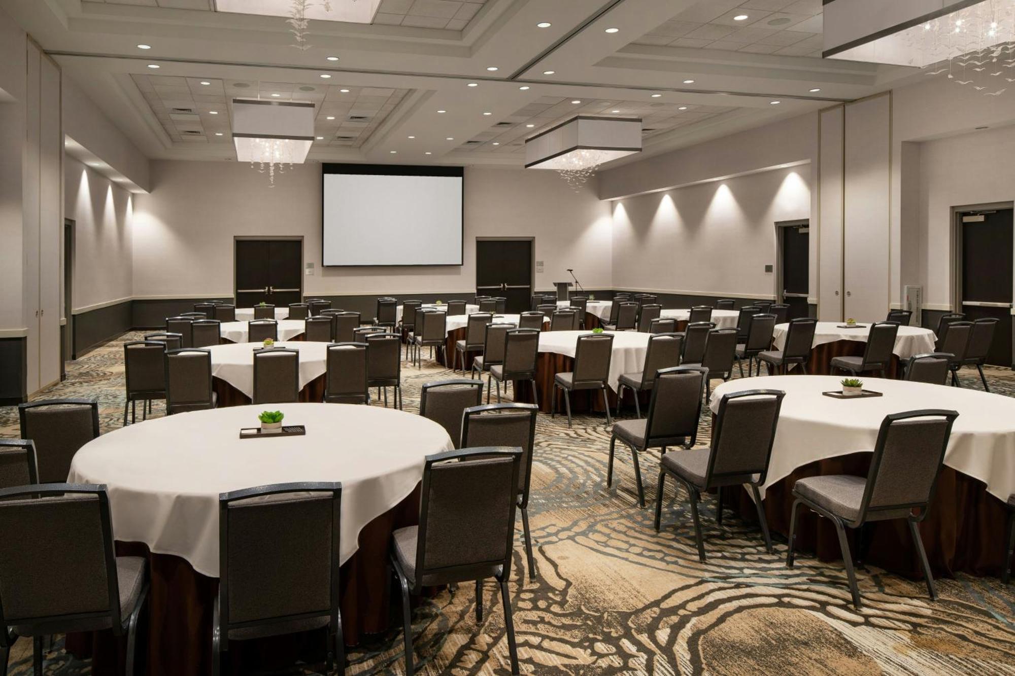 Courtyard By Marriott Scottsdale Salt River Hotel Exterior photo