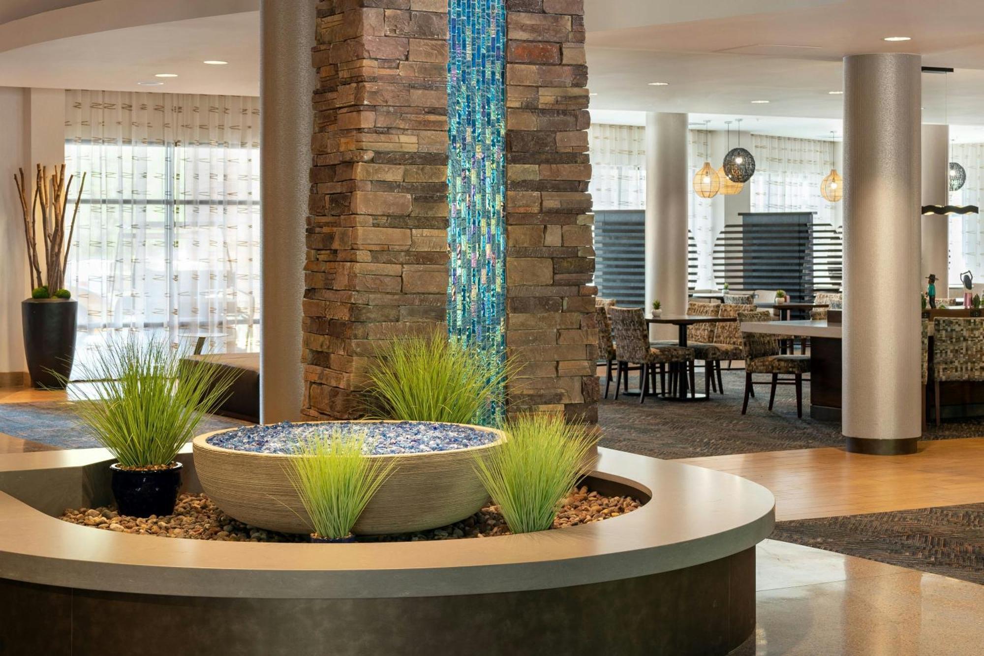 Courtyard By Marriott Scottsdale Salt River Hotel Exterior photo